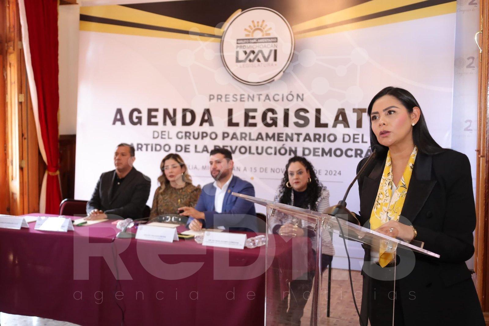 Araceli Saucedo reconoce Agenda Legislativa del GPPRD Michoacán