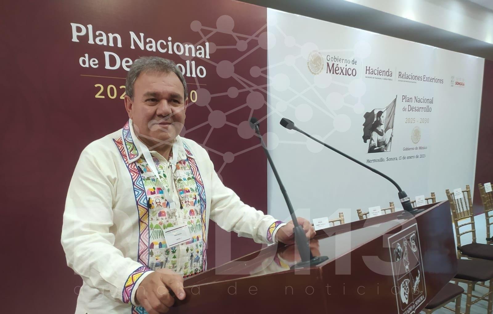 Impulsa arquitecto michoacano políticas de apoyo a migrantes en el Plan Nacional de Desarrollo