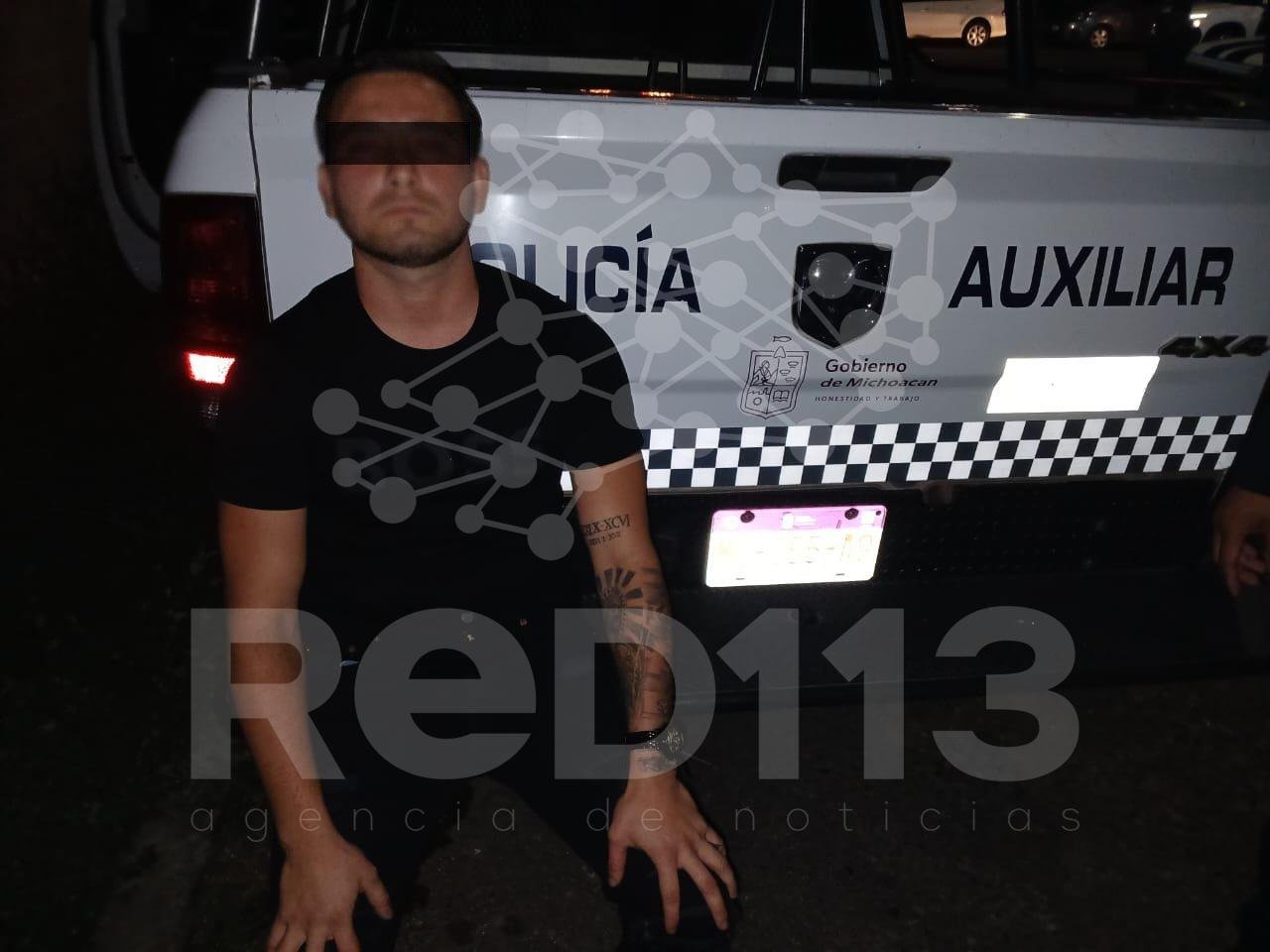 Policía Auxiliar detiene a sujeto armado en bar de Morelia durante operativo de vigilancia nocturna