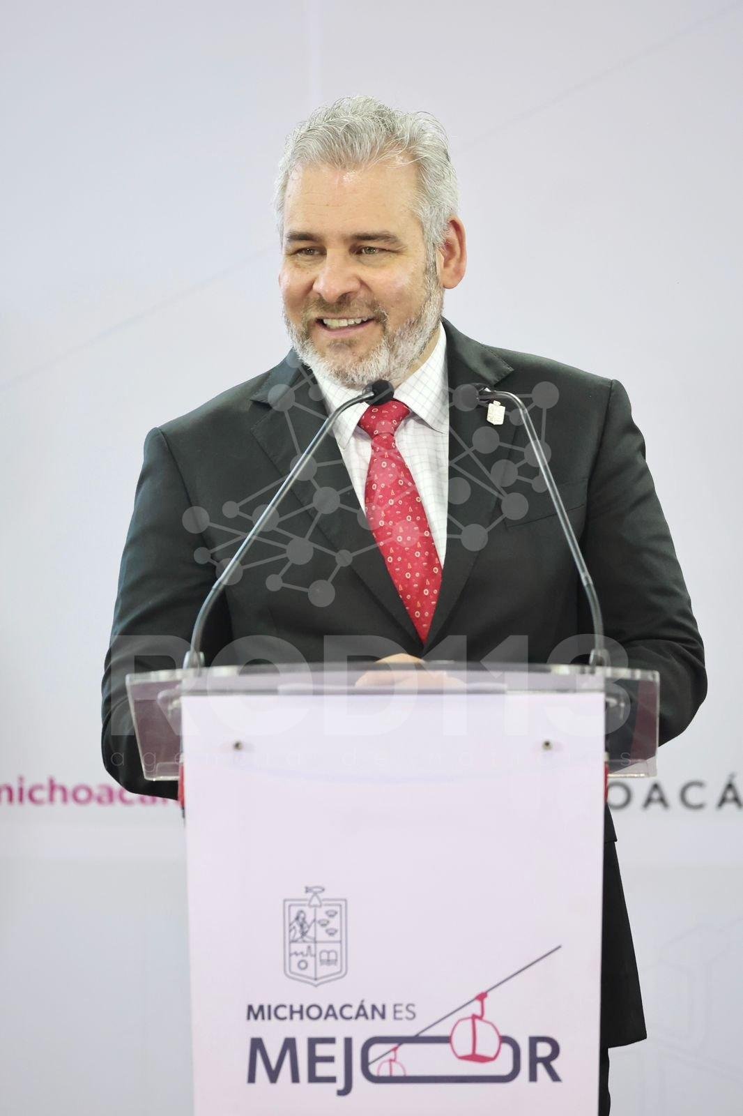Más de 5 mil 719 mdp de inversión histórica para Michoacán en becas educativas: Bedolla