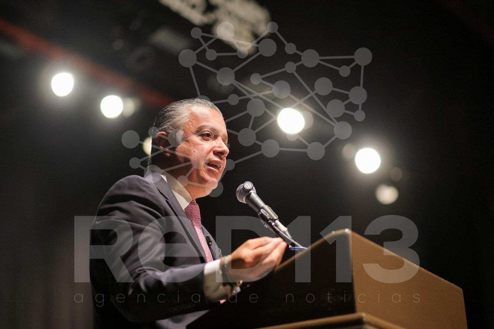 Gobierno de Michoacán pagará con puntualidad la quincena 94: Navarro García