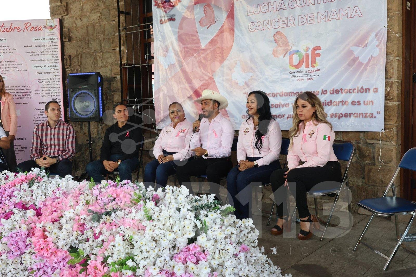 Humberto Jiménez impulsa la prevención y el bienestar de las mujeres reyenses, con campaña rosa