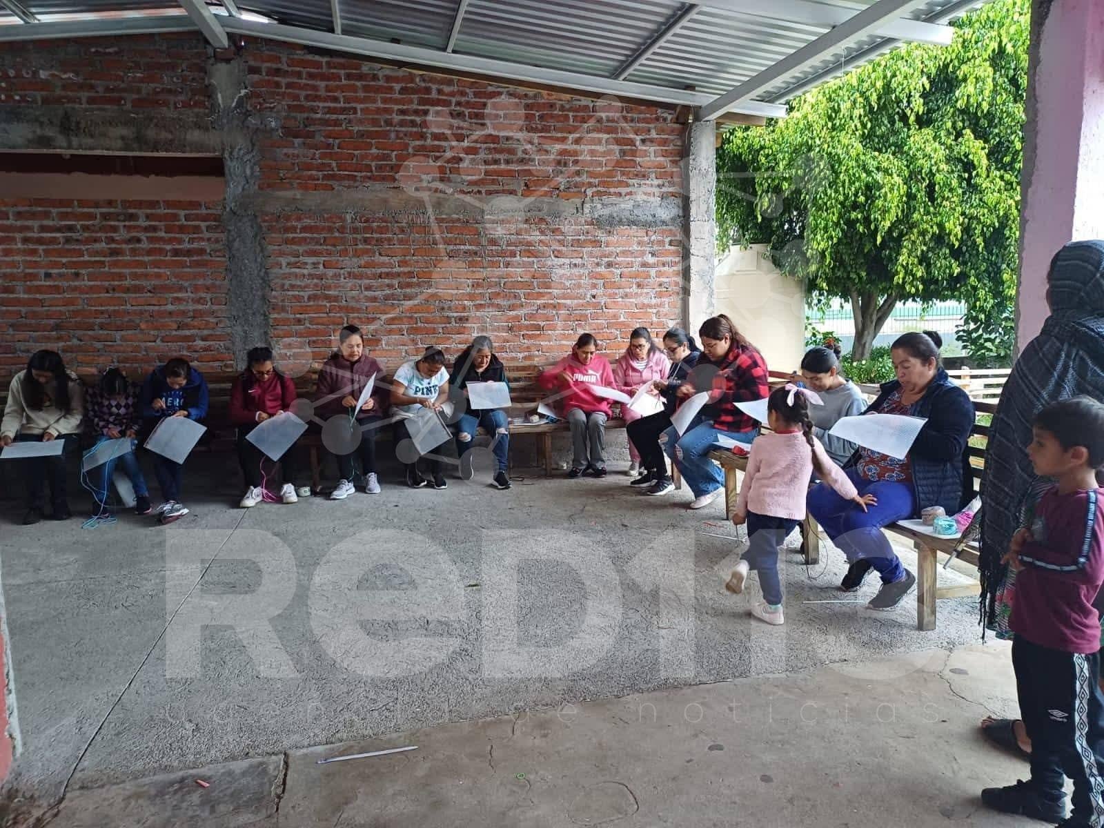 Impulsa Ayuntamiento de Morelos el autoempleo con el inicio del Taller de Manualidades en San Nicolás