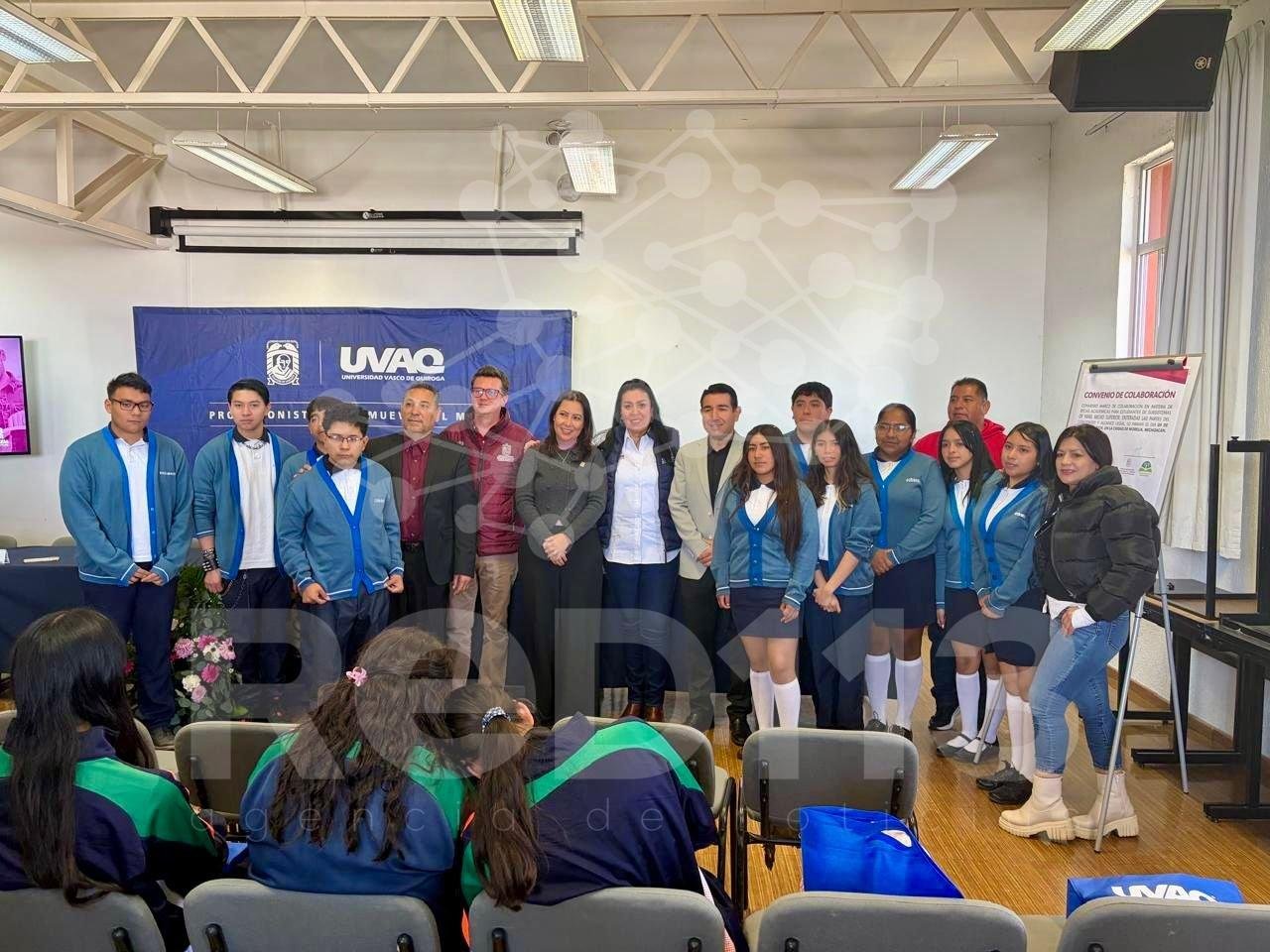 ¡Más becas para que estudies tu universidad! Cobaem y UVAQ se unen por el futuro de las juventudes