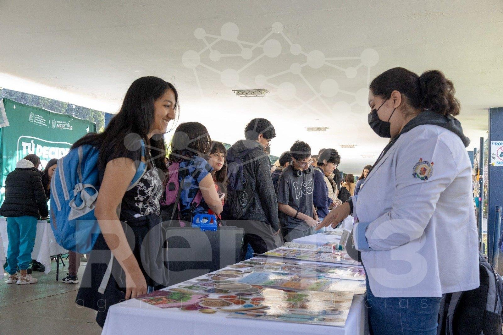 UMSNH apuesta a la cultura de prevención de enfermedades; se registra gran afluencia en la Feria de la Salud
