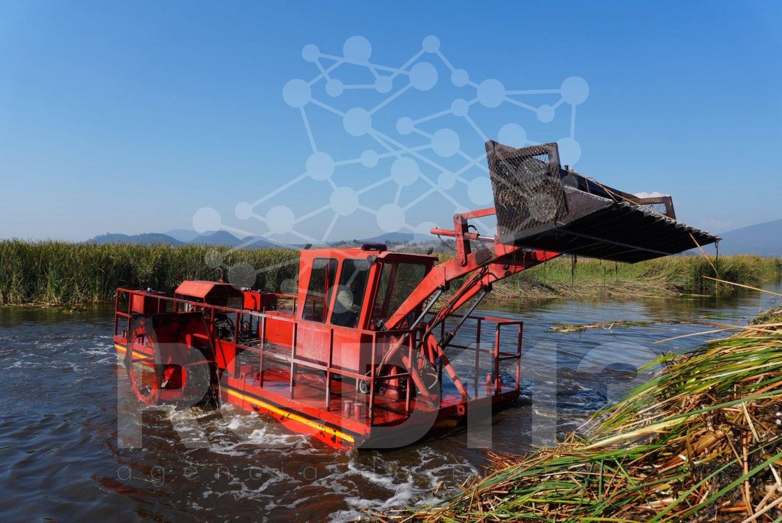 Inicia la rehabilitación estratégica del canal de Jarácuaro en el lago de Pátzcuaro