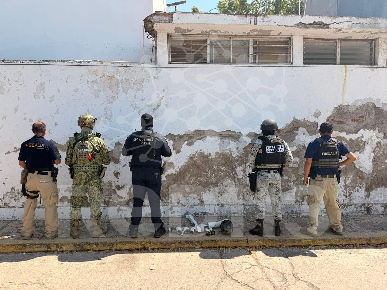 Retira FGE siete “cámaras parásitas” instaladas ilegalmente y presuntamente utilizadas para conductas delictivas, en Apatzingán