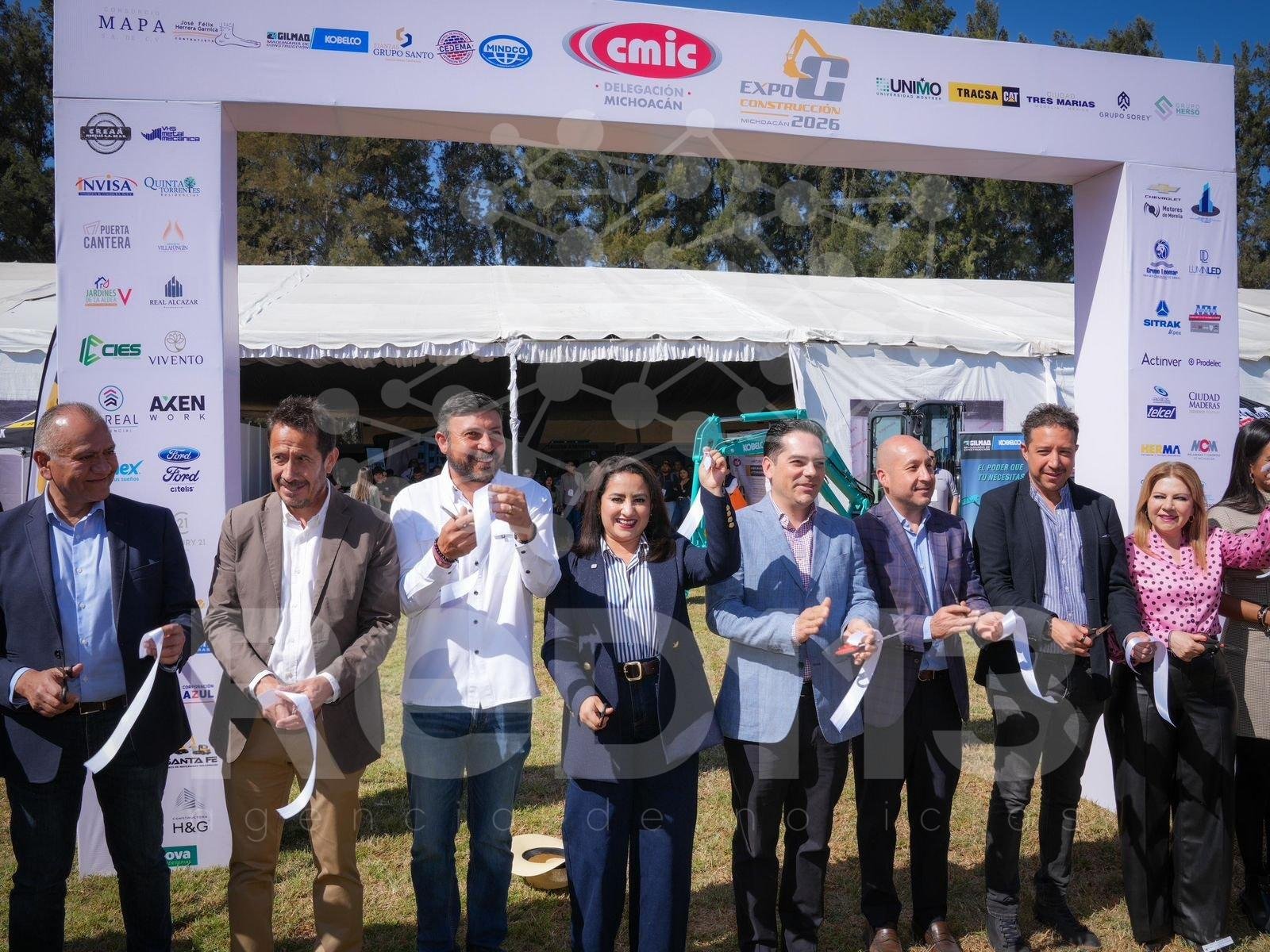 Industria de la construcción, fundamental en la transformación de Michoacán: Gladyz Butanda