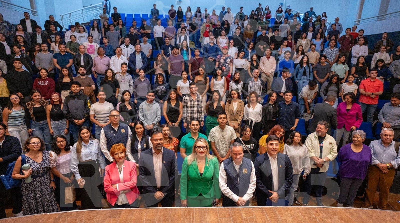 UMSNH incentiva a las y los futuros científicos; invita a participar en el Programa Delfín