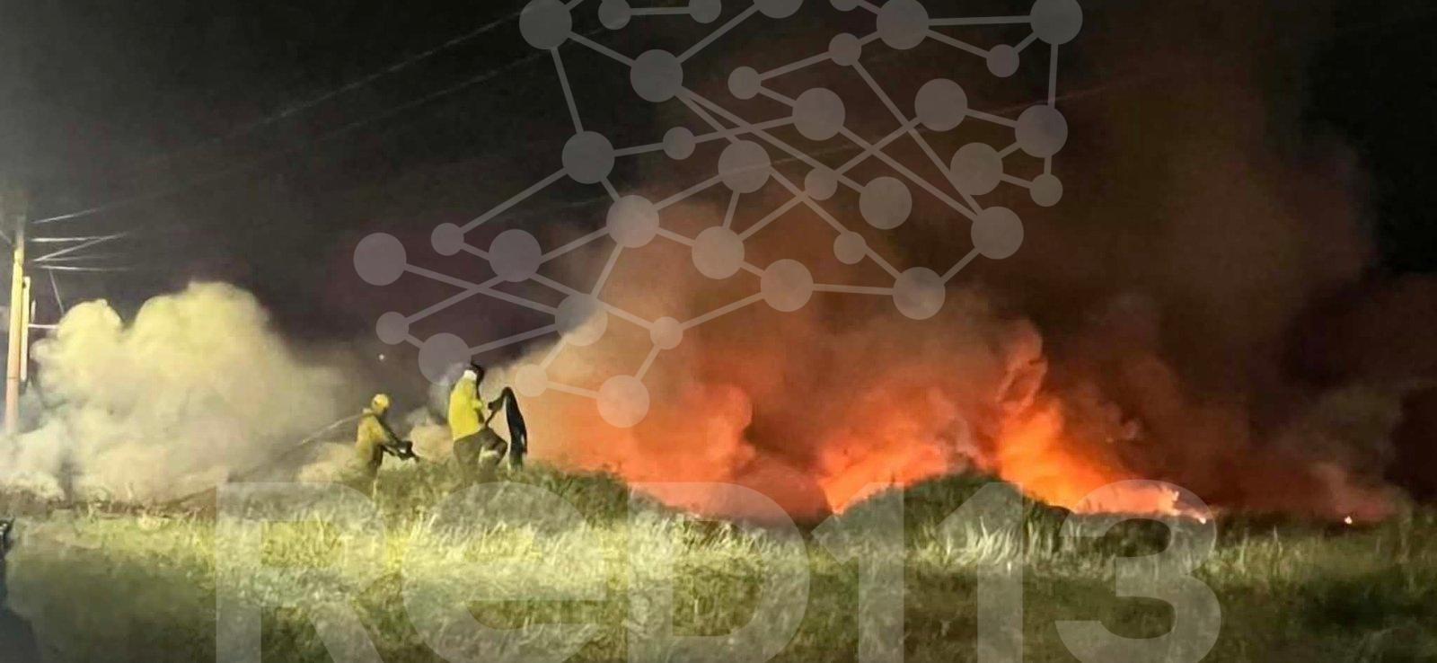 Bomberos Morelia sofocan incendio de pastizal en la colonia Jardines de Santiaguito