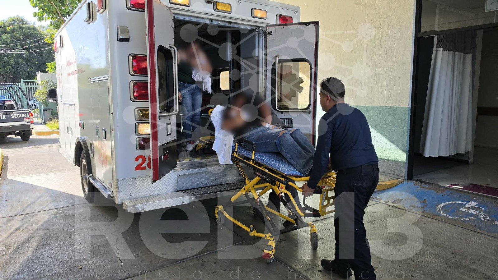 Un hombre muerto y una mujer lesionada a balazos, en Tangancícuaro