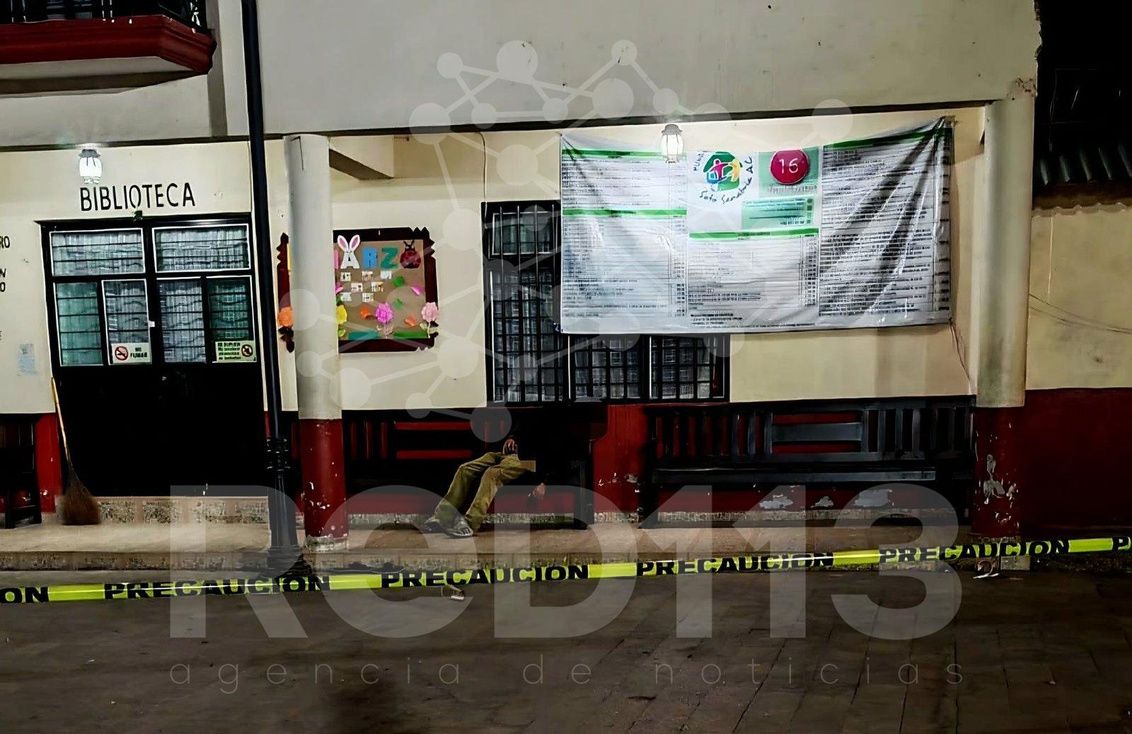 Adulto mayor es encontrado muerto en la plaza de la tenencia de Jicalán, en Uruapan