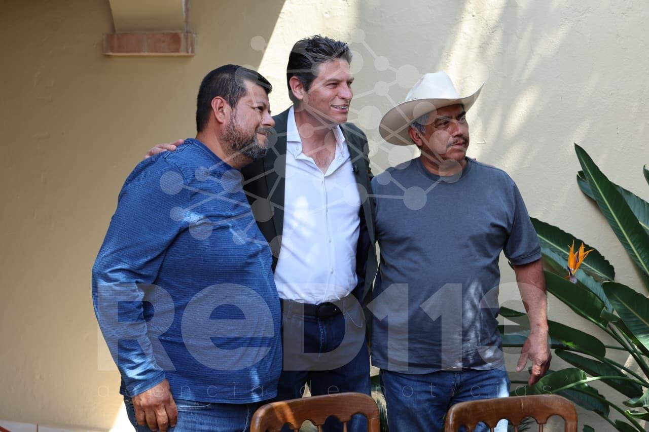 Se reúne Alfonso Martínez Alcázar con productores y porcicultores del Bajío