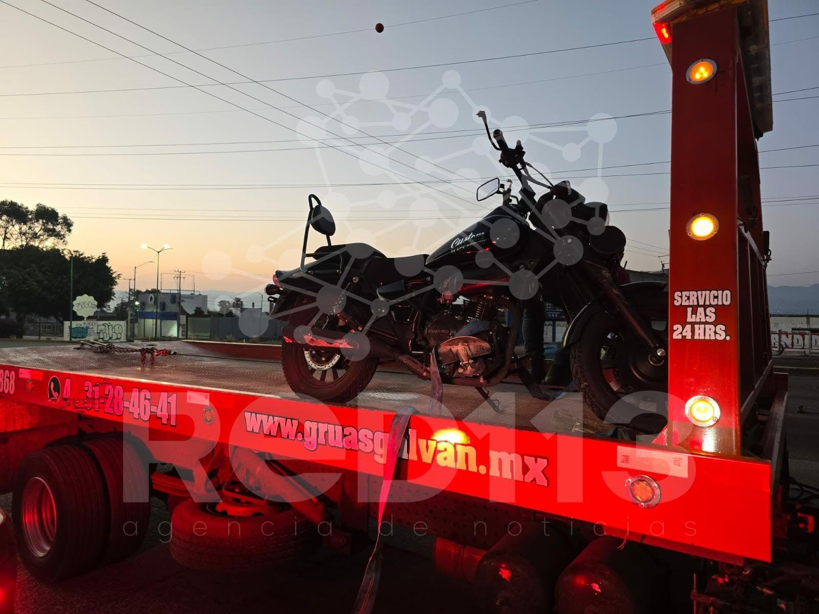 Accidente de moto deja 2 heridos en el Libramiento Poniente de Morelia