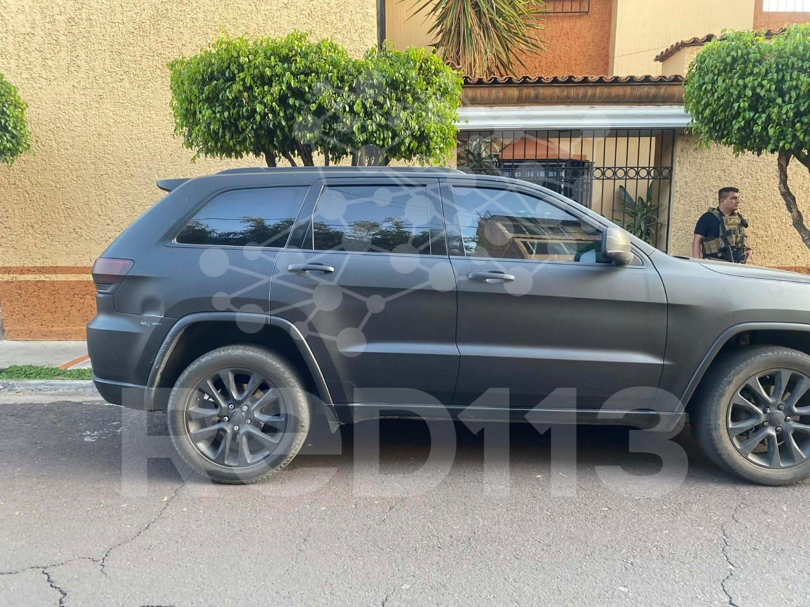 Asegura Fiscalía Anticorrupción vehículo del Ayuntamiento de Tangamandapio con reporte de robo