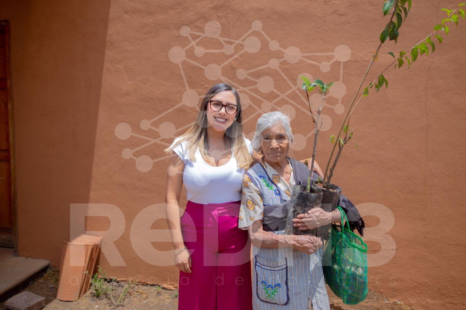 Dayana Pérez impulsa el campo con entrega de árboles frutales