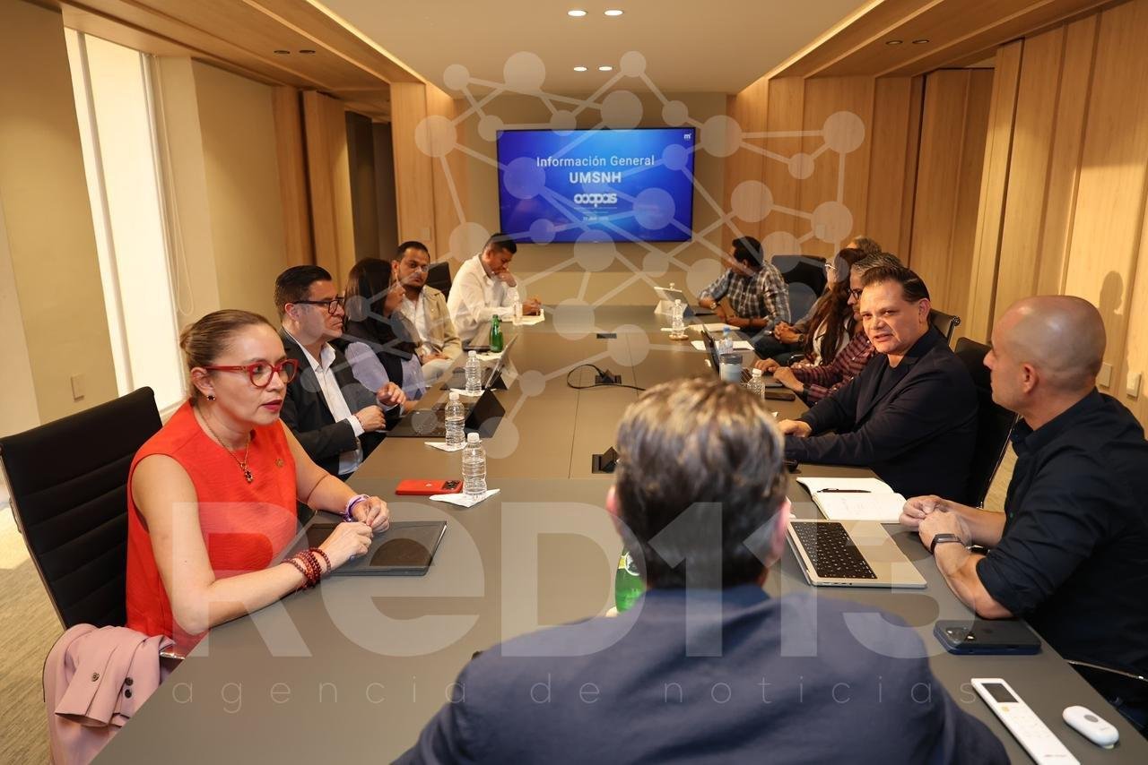 OFRECE ALFONSO MARTÍNEZ RUTA A YARABÍ ÁVILA PARA SALDAR HISTÓRICOS ADEUDOS DE UMSNH