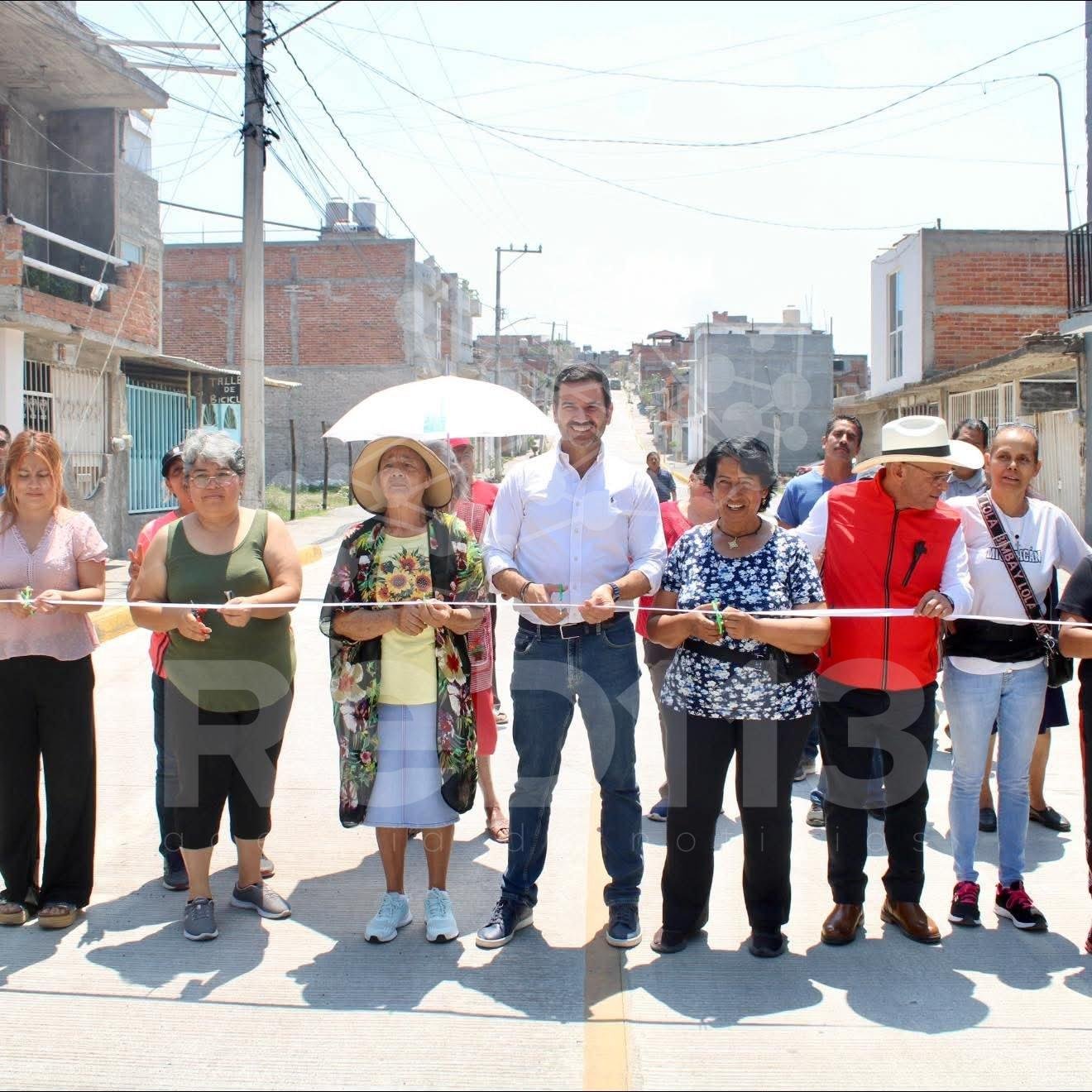 Yankel Benítez entrega calles a colonia 3 de Agosto