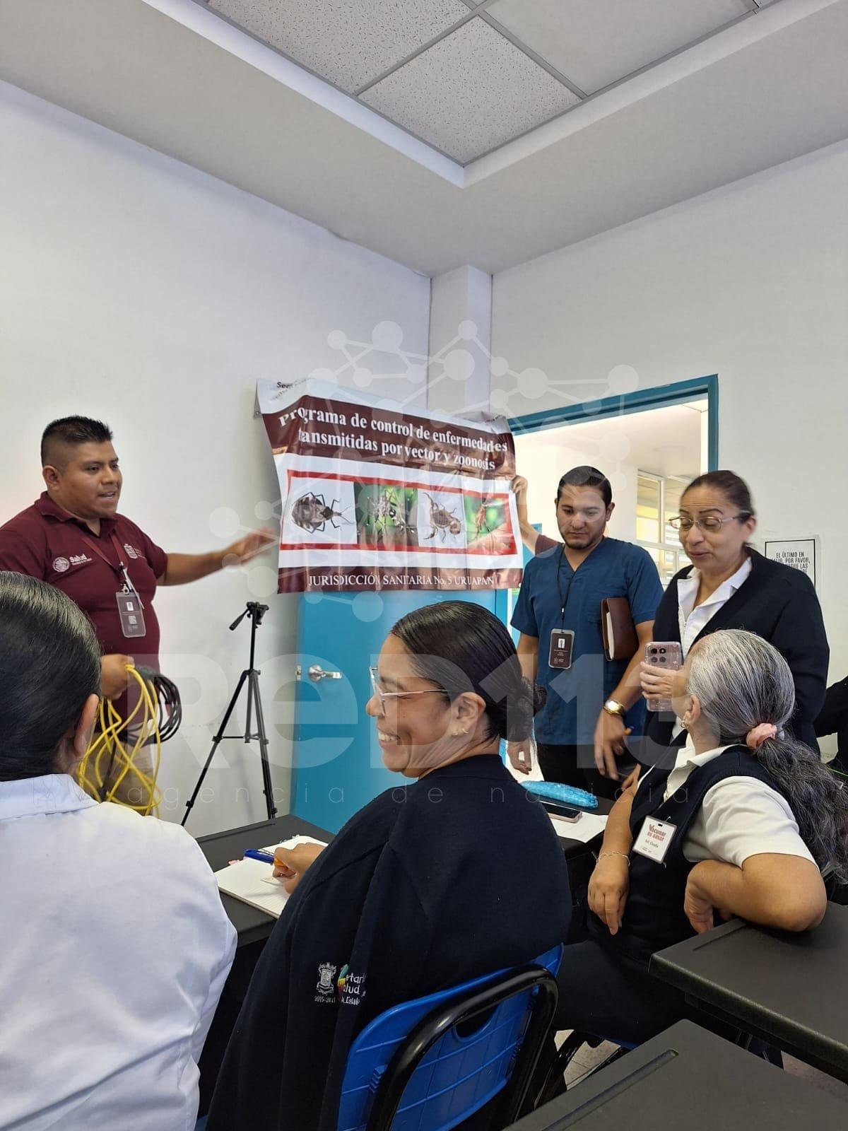 Capacitan a personal del Centro de Salud de Uruapan para combatir el dengue