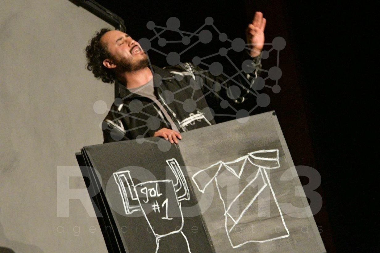 Arranca en Michoacán el Festival de Monólogos con la obra “Las calcetas de mi padre”