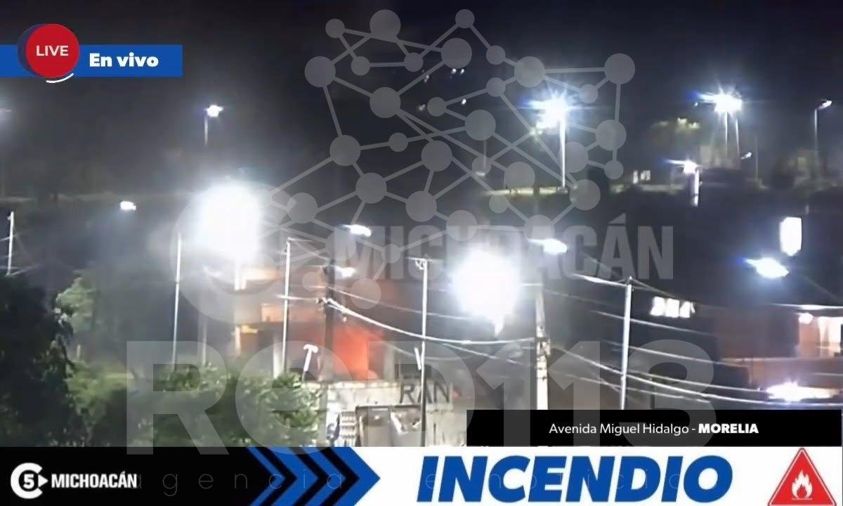 Arde domicilio en la colonia Centenario, al norte de Morelia
