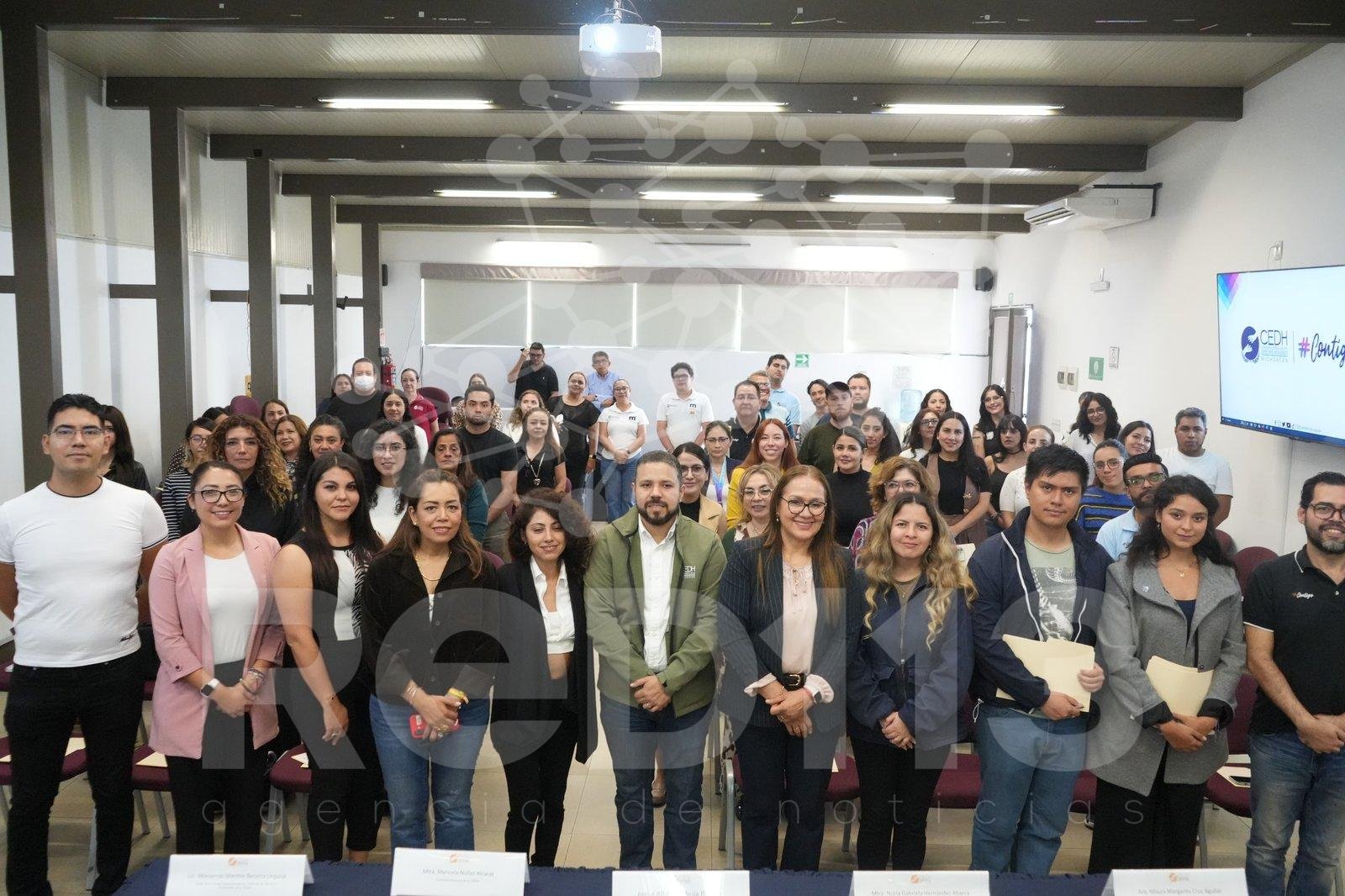 «Nadie es dueño de todo el conocimiento; la capacitación permanente en Materia de Género fortalece nuestros servicios de atención»: Josué Mejía