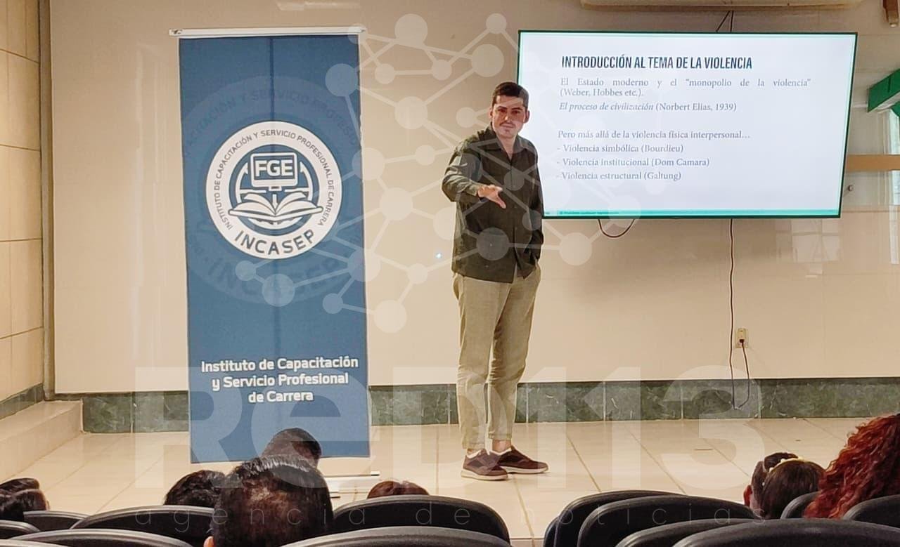 Realiza FGE jornada de capacitación en Apatzingán para la atención y prevención de conflictos asociados a la violencia