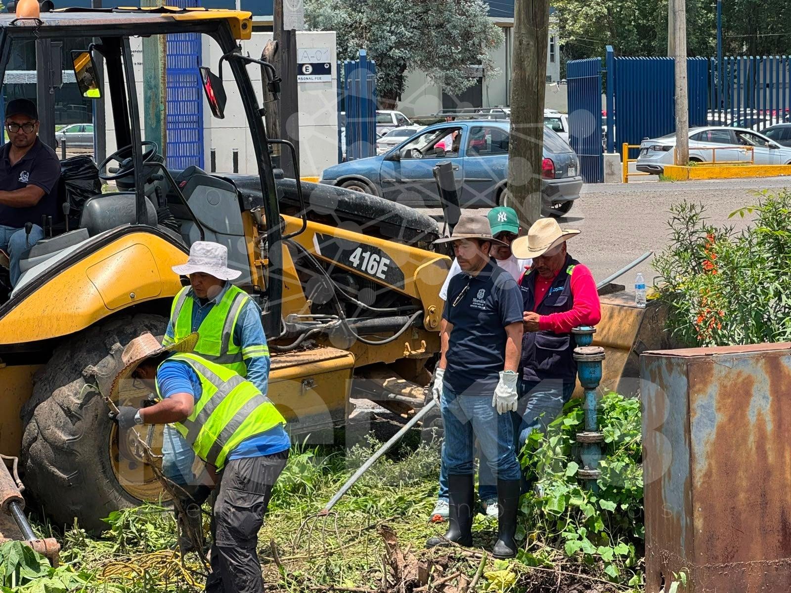 Gobierno Municipal atiende encharcamientos en avenida Benito Juárez