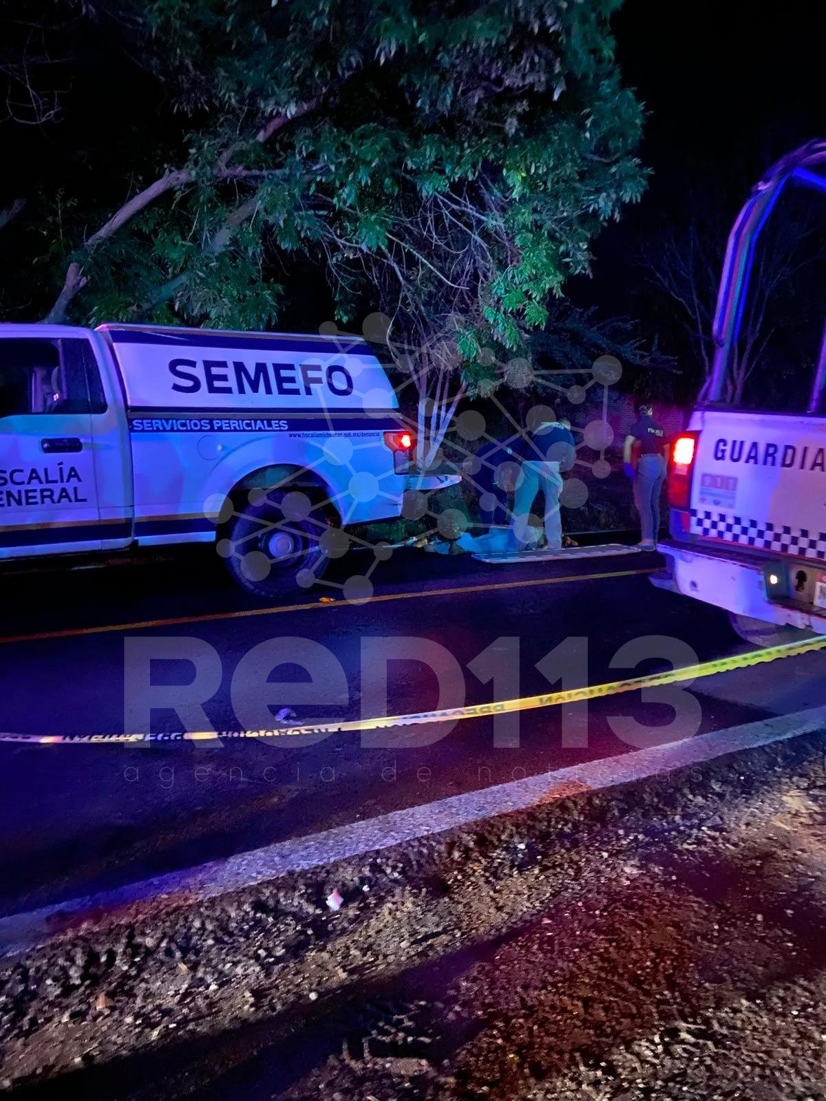 Dos mujeres pierden la vida en accidente de motocicleta, en Tangamandapio