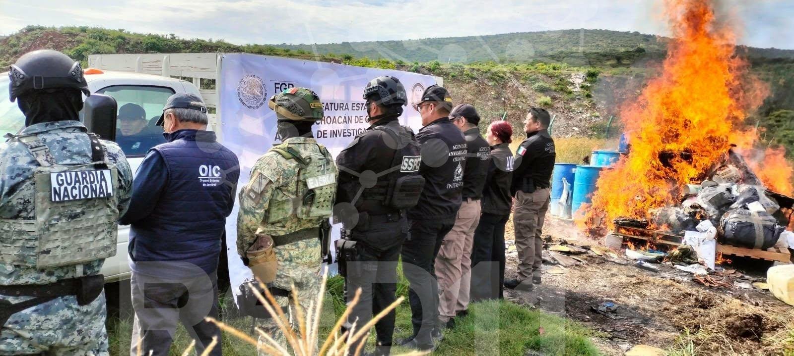 Destruyen droga, precursores químicos y objetos del delito asegurados en operativos registrados en Michoacán