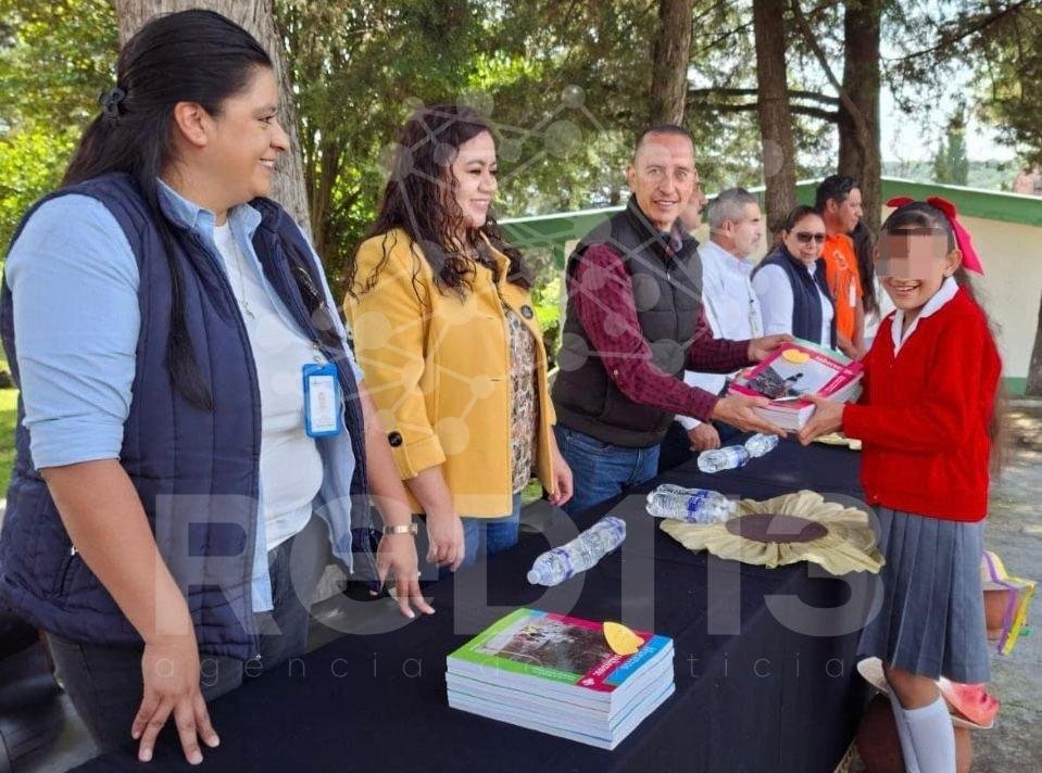 Julio César Conejo Alejos refrenda respaldo a la educación, durante recorrido por escuelas de Morelos