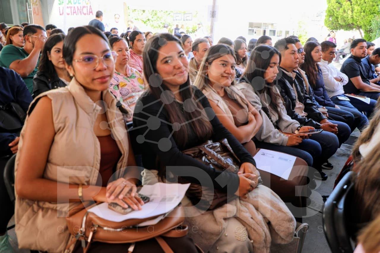 SEE concluye entrega de adscripciones a 560 docentes