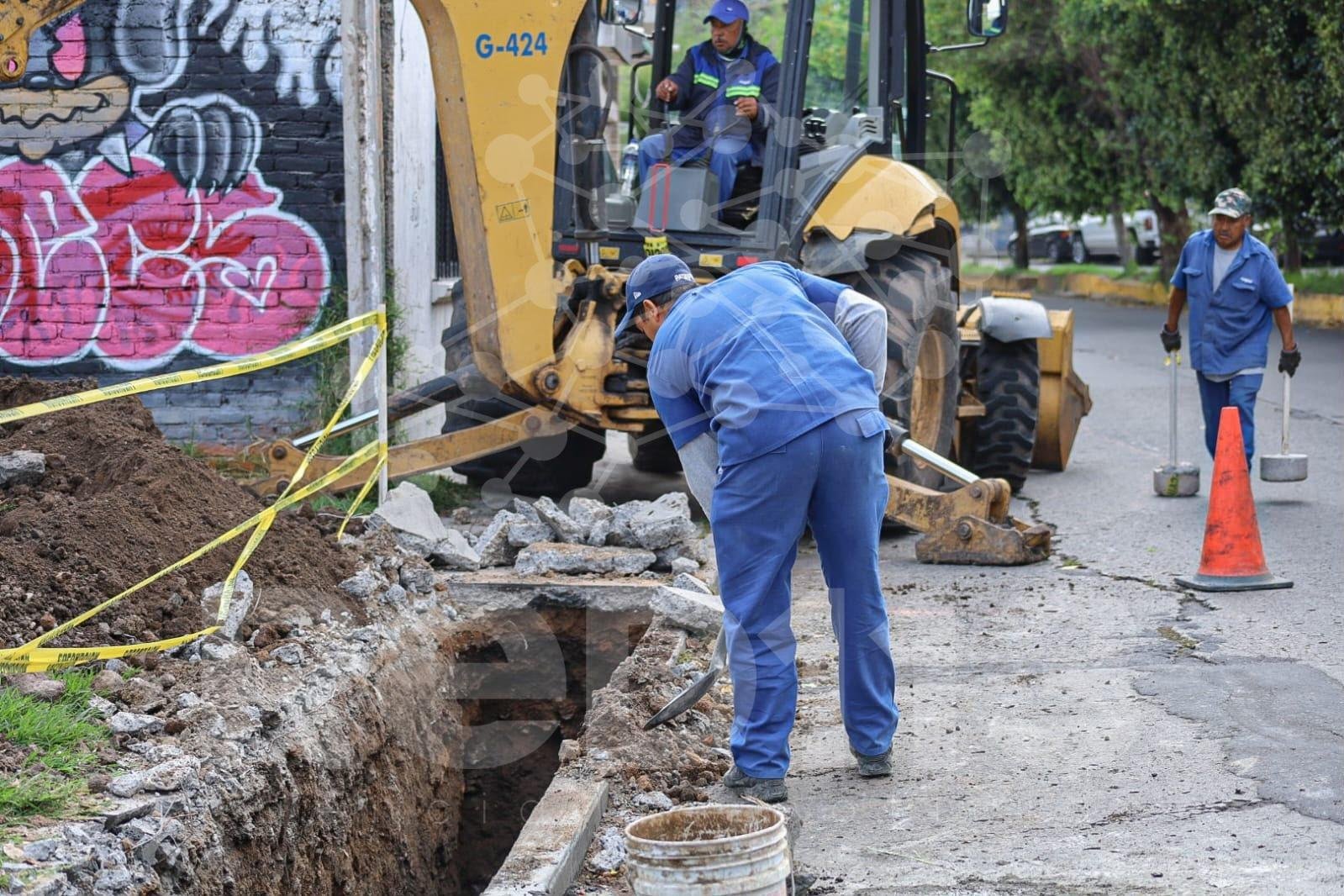 Ooapas atiende puntos críticos de drenaje para mantener en funcionamiento la red sanitaria de Morelia