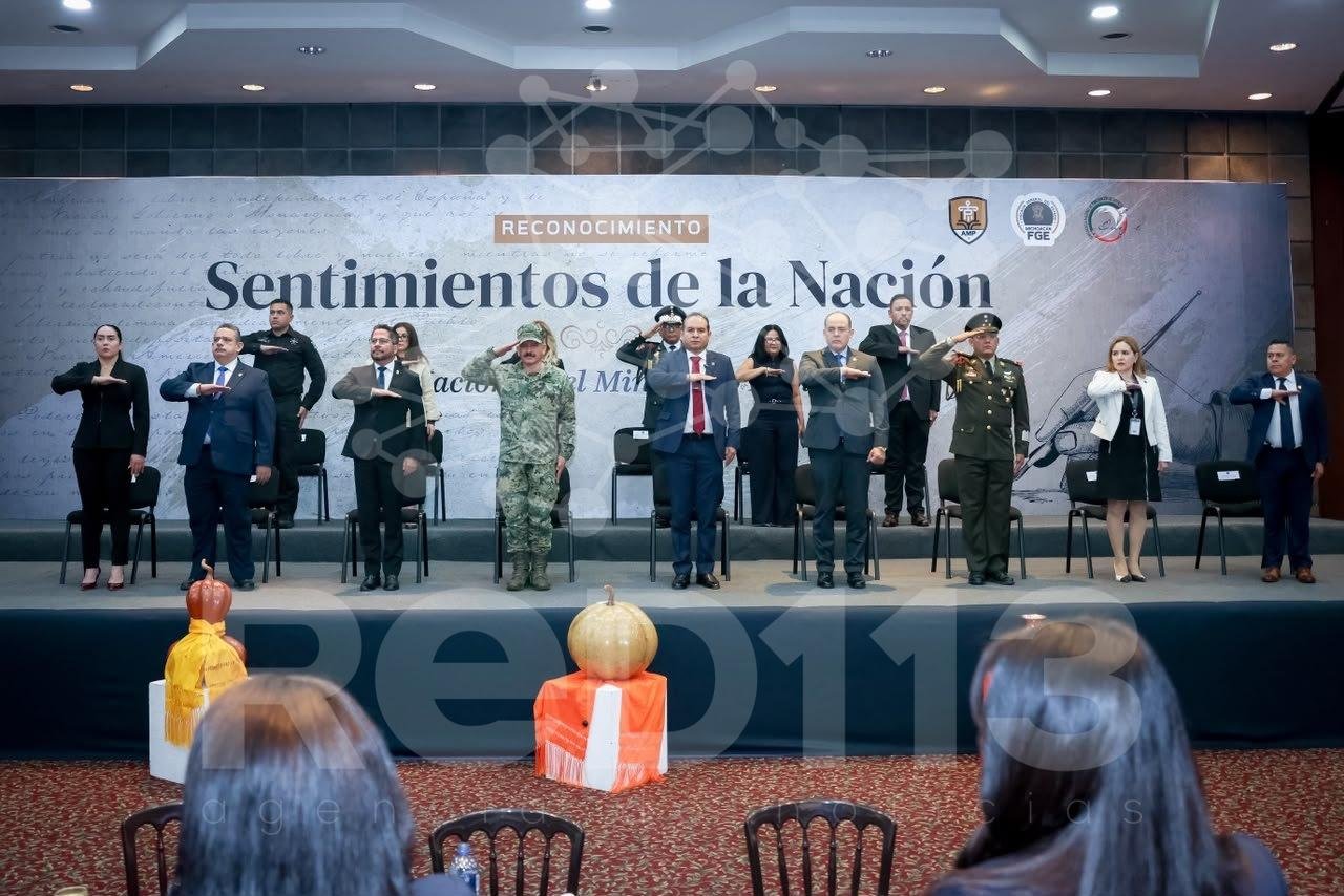 FGE entrega reconocimiento “Sentimientos de la Nación” a 16 agentes del Ministerio Público y tres Fiscalías por su destacada labor